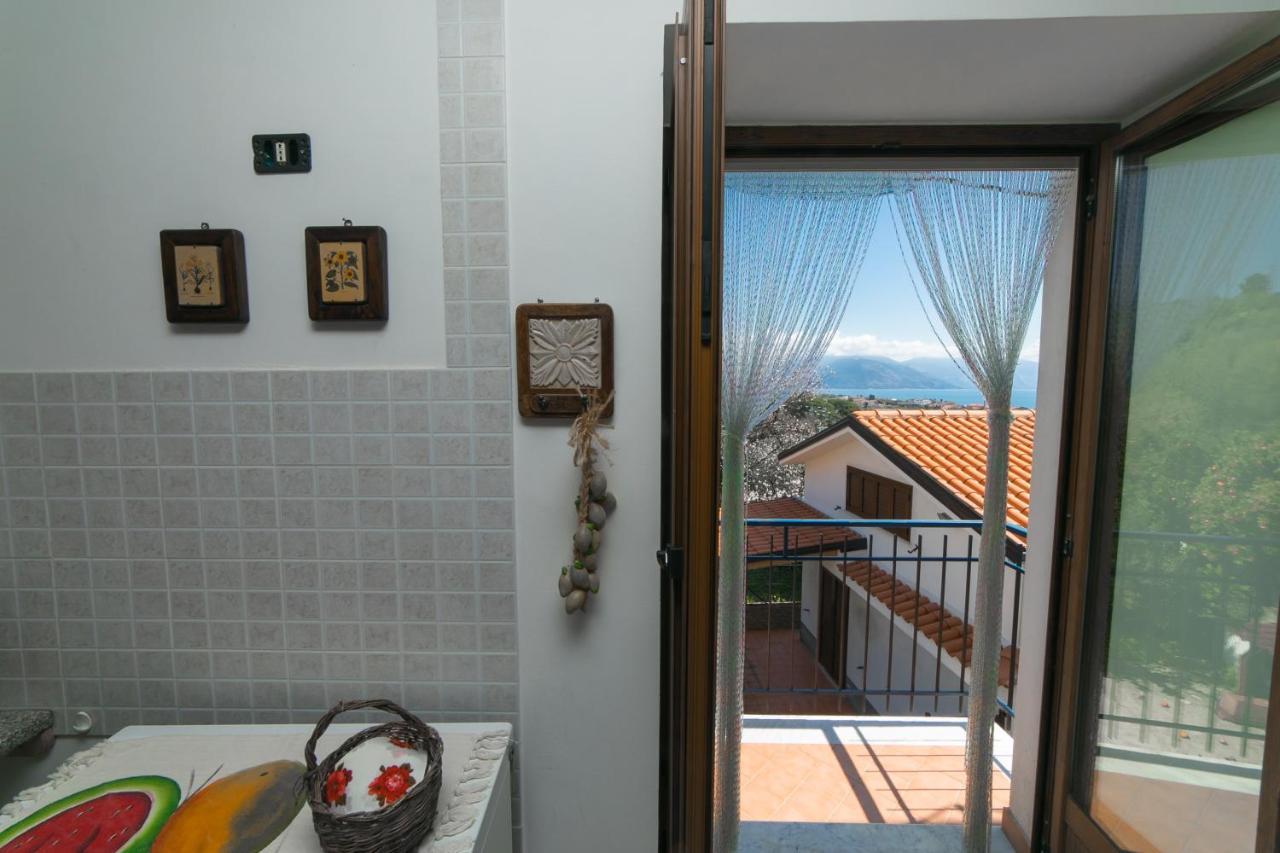 Apartamento Adelina E Il Bosso Policastro Bussentino Exterior foto